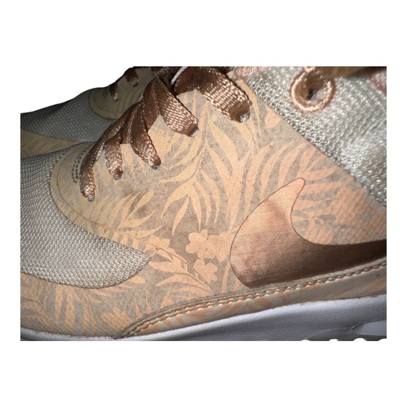 Nike Air Max Thea Rose Gold 6.5 Y 8.5 Womens - Picture 7 of 10